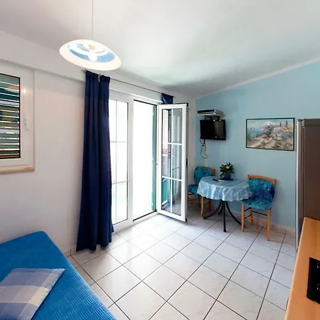 Apartments Paula Bol Exteriér fotografie
